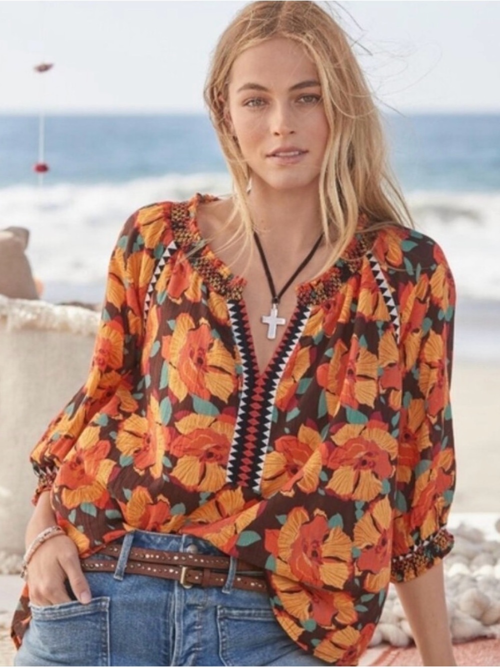 Sundance Hibiscus Bloom Floral V Neck Top Medium 
Casual Saturday Mall